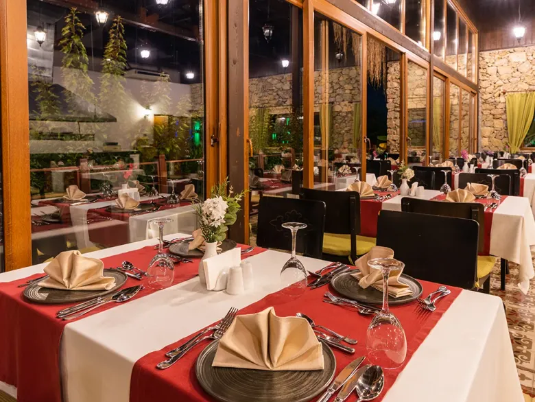 A'la Carte görseli 1 — Adenya Resort Hotel