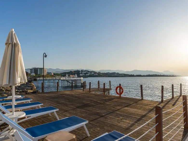 Erkekler Kapalı Havuz ve Sahil görseli 2 — Adenya Resort Hotel