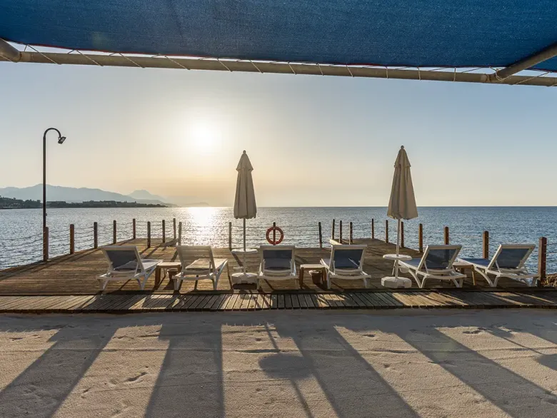 Erkekler Kapalı Havuz ve Sahil görseli 3 — Adenya Resort Hotel