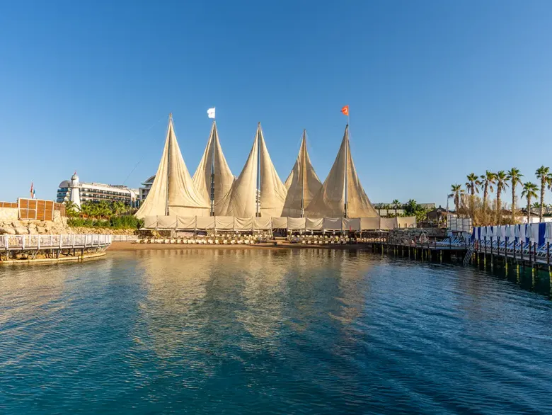 Kadınlar Havuz ve Sahil görseli 5 — Adenya Resort Hotel